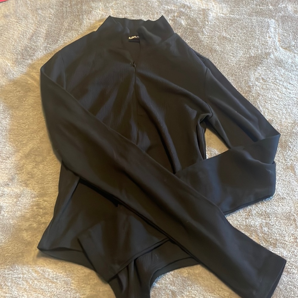 Talentless BRAND NEW! Bodysuit, quarter zip. Black. Size S